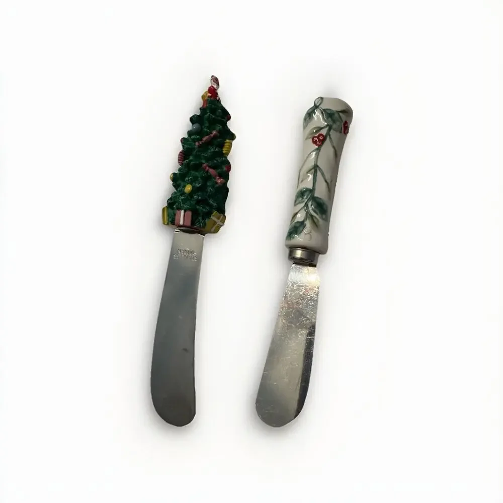 Boston Warehouse Christmas Resin Handle Cheese Spreaders Set of 6 Santa Snowman